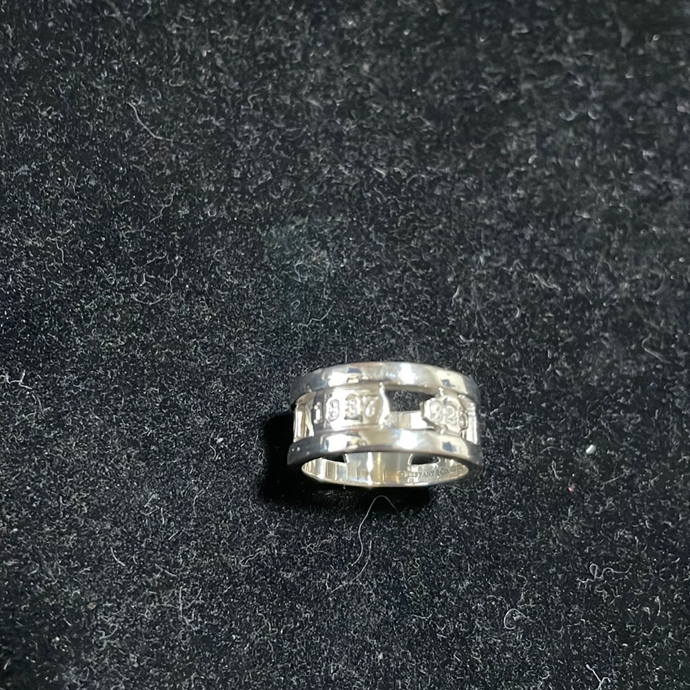 Tiffany &Co Ring